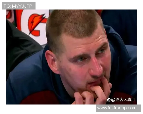 阿隆戈登半场表现出色与约基奇默契配合贡献16分5板2助 阿隆戈登半场表现出色与约基奇默契配合贡献16分5板2助