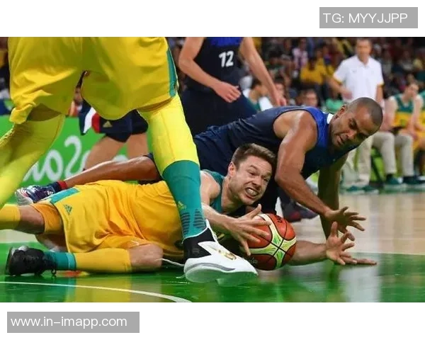 埃文斯替补出战三分球高效命中助球队逆转获胜贡献21分